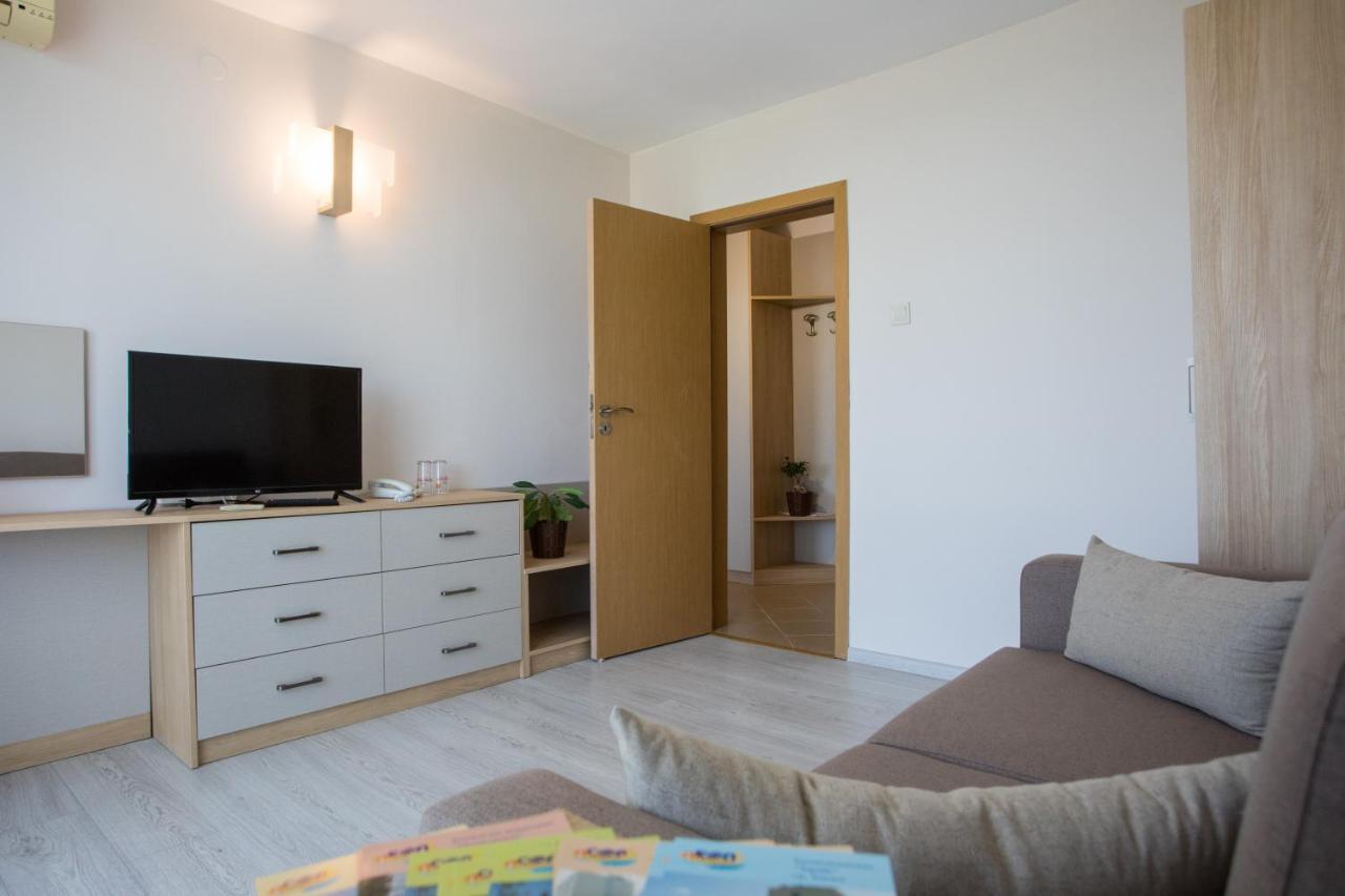 Hotel Coop - Kiten Kiten  Zewnętrze zdjęcie